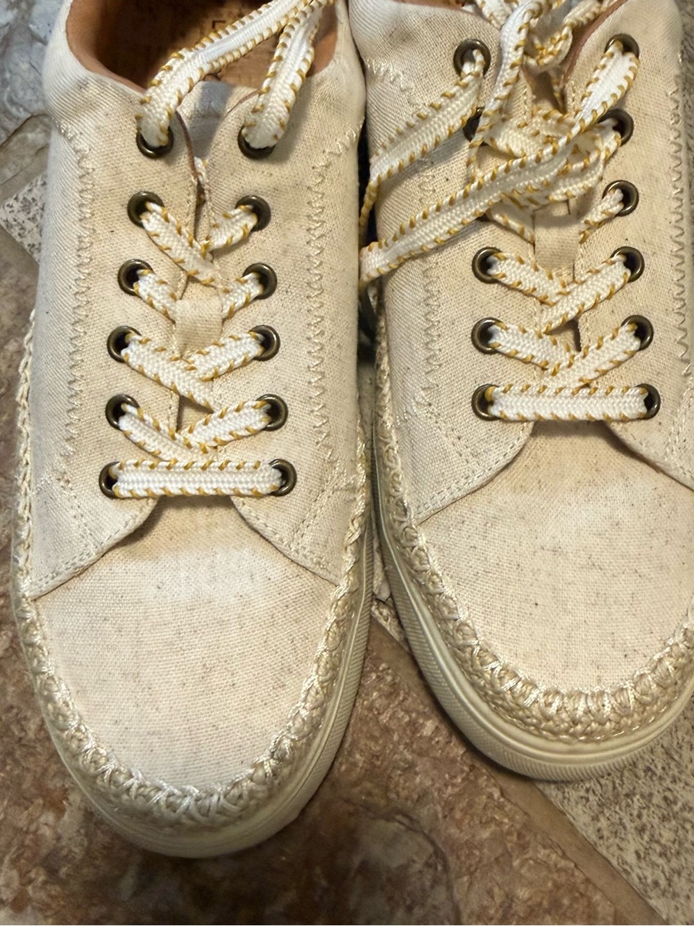 Women’s Lucky Brand Cheynas shoes